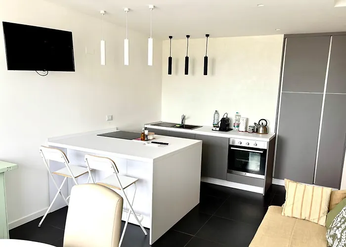 Fabfour - Piazza Fontana *